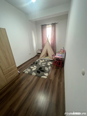 Apartament cu 3 camere la 1 minut de benzinaria Eso  - imagine 9