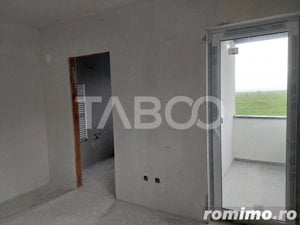 Apartament de vanzare 3 camere 66 mp balcon zona Doamna Stanca Sibiu - imagine 9