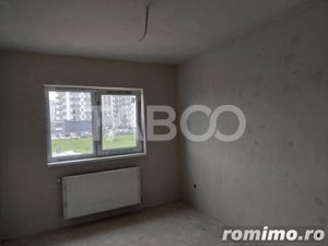 Apartament de vanzare 3 camere 66 mp balcon zona Doamna Stanca Sibiu - imagine 2