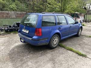 Dezmembrez Volkswagen Golf 4 1.4 16V Benzina 1999 - 2004 - imagine 5