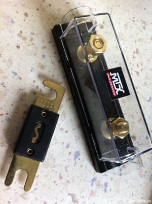 Sursa Pan international 12Volti   3Amperi