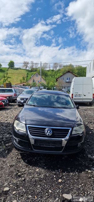 Dezmembrez vw passat - imagine 3