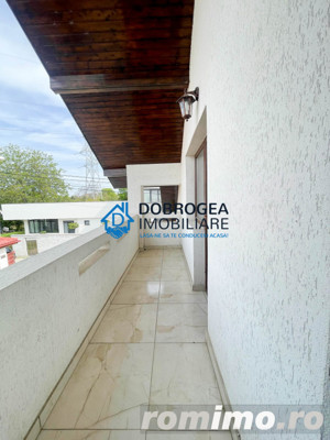 9 Mai, P+1, vedere si acces lac, 190 mp - imagine 16