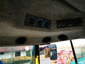 MT545B Challanger Tractor agricol - imagine 5