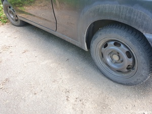 Set roti 4x100 tabla 185 60 r14 VW Polo Seat Golf Skoda anvelope M+S vara, sunt montate pe masina  - imagine 4