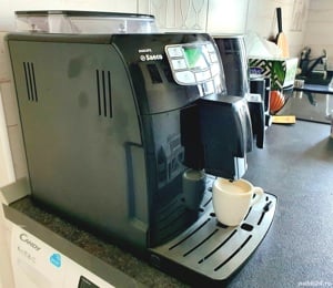 Saeco intelia vas capucino negru, cafea boabe si macinata, face capucino automat, servisat recent - imagine 4