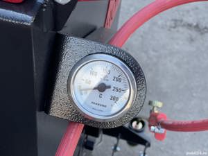 Utilaj pentru topit și turnat mastic bituminos BPM-100 - imagine 7