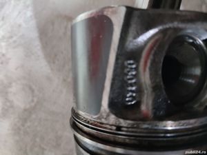 Pistoane motor Renault R9M= 1000 lei - imagine 2