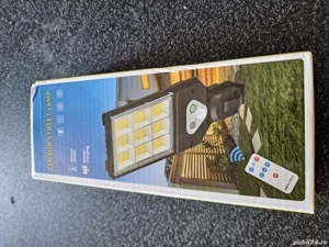 Lampa solara cu senzor prezenta 72 led