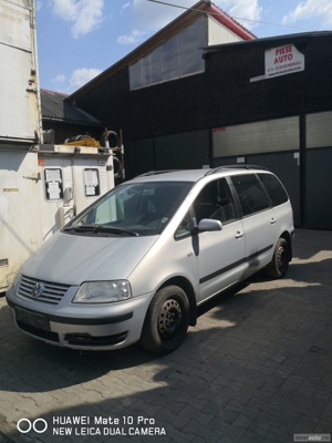 Dezmembrez vw sharan  - imagine 2