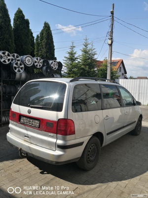 Dezmembrez vw sharan  - imagine 4