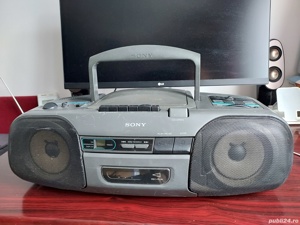 Bomboox Sony ,sunet excelent cu bas profund