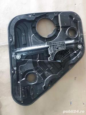 Macara dreapta spate Hyundai Tucson electrica 2016-2020 - imagine 3