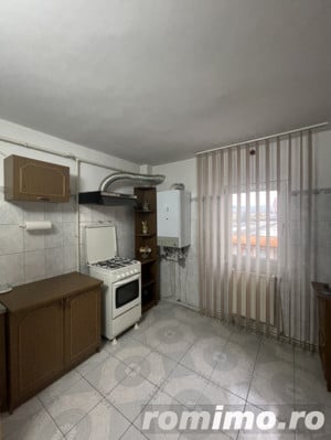 Apartament decomandat Comanesti Proprietar - imagine 5