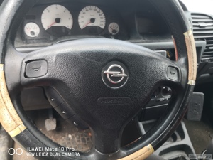 Dezmembrez opel zafira  - imagine 6