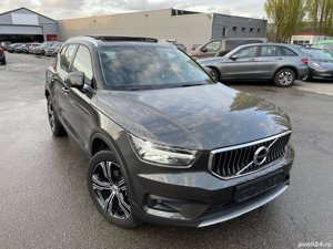 Volvo XC 40-Inscription-Diesel - imagine 2