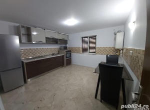 Inchiriez apartament in vila zona Aparatorii Patriei120 m - imagine 4