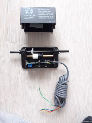 inteligenta artificiala om robot encoder cnc strung trumeter inventii roboti miscare brat maini ax - imagine 7