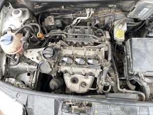 Dezmembrez Skoda Fabia AZQ 1.2 12v 47kW 64CP Benzina an 2004 - imagine 4