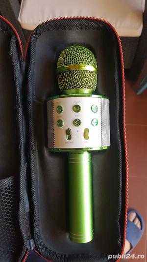 Microfon wireless pentru karaoke 