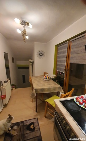 Casa P+1 cu anexe  si 160mp teren ,zona Lupeni-Gara - imagine 5