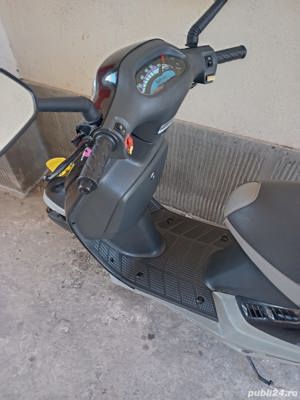 Scuter Kymco DJ 50 cc - imagine 5