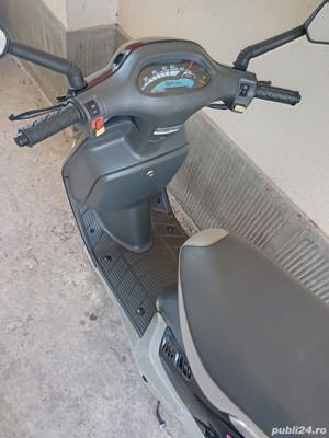 Scuter Kymco DJ 50 cc - imagine 7