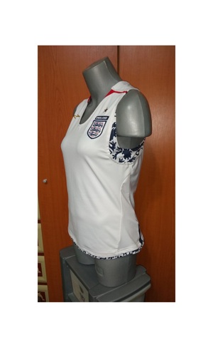 Bluza/ Tricou Umbro England alb/bleomarin fara maneci, tematica UK, M - imagine 3