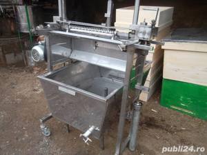 Mașină de descăpăcit Apitotal 