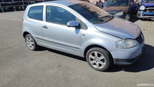 Dezmembrez / dezmembrari piese auto VW FOX 1.2b BMD cutie HUY  97.000 km - imagine 6