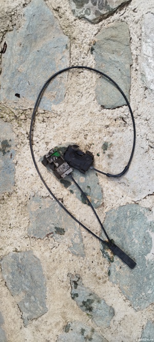 incuietoare capota mercedes w205 - imagine 2