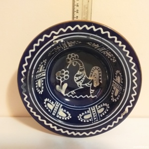 vechi vas lut, castron traditional, strachina veche, blid rustic decorativ cocos