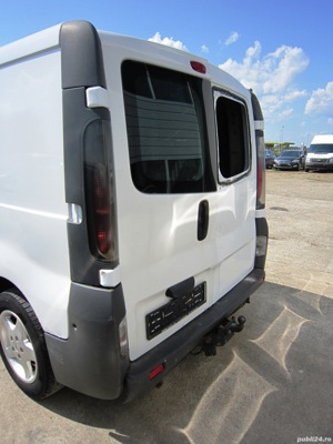 Dezmembram Opel Vivaro 1.9DTI 101cp an 2001-2014 cod motor F9Q760 - imagine 4