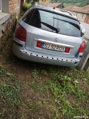 Dezmembrez Peugeot 407  - imagine 6