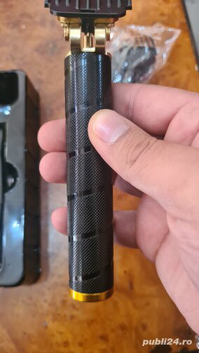 Masina Profesionala de Tuns Barba si Contur Andowl, Foarte Subtire