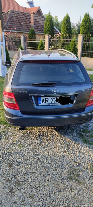 Mercedes C220 de vânzare . mașina se află in stare bună de funcționare. Eu sunt primul proprietar. M - imagine 3 Mercedes C220 de vânzare . mașina se află in stare bună de funcționare. Eu sunt primul proprietar. M - imagine 3