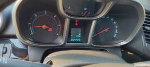 Chevrolet Orlando 7 locuri de vânzare. Mașina este în stare foarte bună  - imagine 4