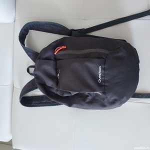 vand rucsac dimensiuni medii,folosit dar in stare buna. - imagine 6