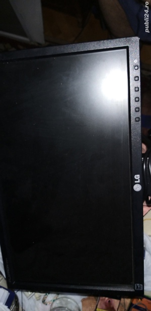 Vând diverse monitoare, în stare bună de funcționare, aspect 10 10 - imagine 2