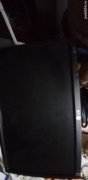 Vând diverse monitoare, în stare bună de funcționare, aspect 10 10