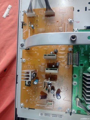 placa alimentare V28A000532A1 (PE03920) de pe tv Tsohiba 32c3005p