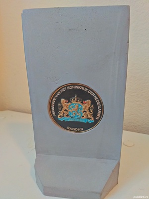 Statueta Trofeu premiu cadou Ambasad.Olandei din Bagdad Irak