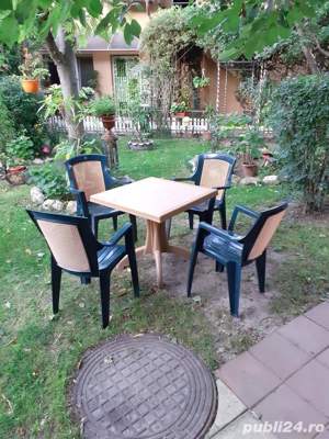 9 seturi de mese cu 4 scaune plastic dur