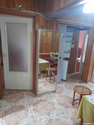 Apartament cu 3 camere, decomandat, 57.000 euro, zona Cazarmii - imagine 3