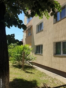 Vând apartament 3cam Rovinari 