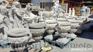 Vază ornament mare cu picior, alb, model V6. - imagine 5