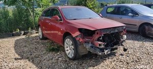 Dezmembrez Opel Insignia  - imagine 2