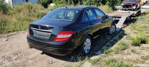 Dezmembrez Mercedes-Benz C-class W204 - imagine 6