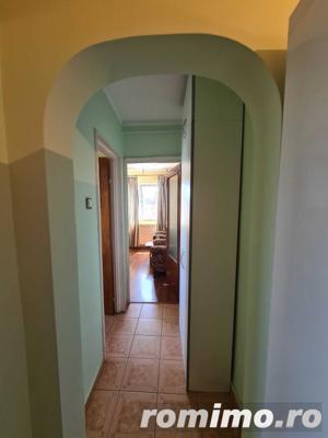 Apartament cu 2 camere, in  zona P-ta Resita, Luica - imagine 3