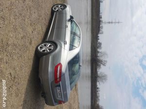 Mercedes E class  - imagine 6